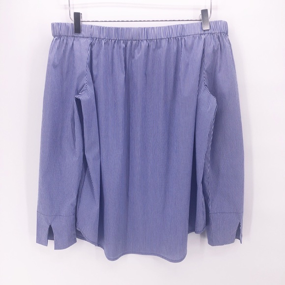 Philosophy Off Shoulder Seersucker Blouse - Picture 2 of 5